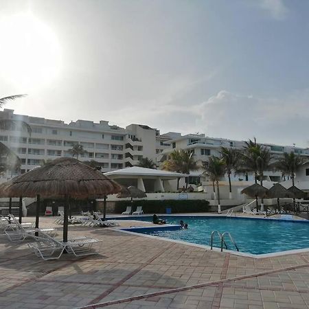 Confortable Depa En Condominio Frente Al Mar! Cancún Kültér fotó